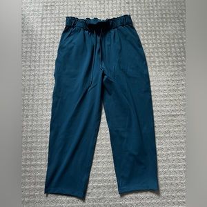Lululemon Stretch Luxtreme high rise crop 23" blue Borealis